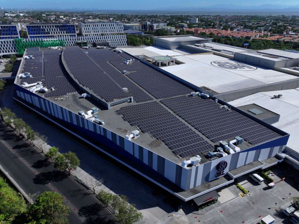 SM SUPERMALLS SOLAR POWER PANELS